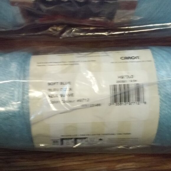 Yarn Caron Simply Soft 3 Skeins Soft Blue - Picture 2 of 2